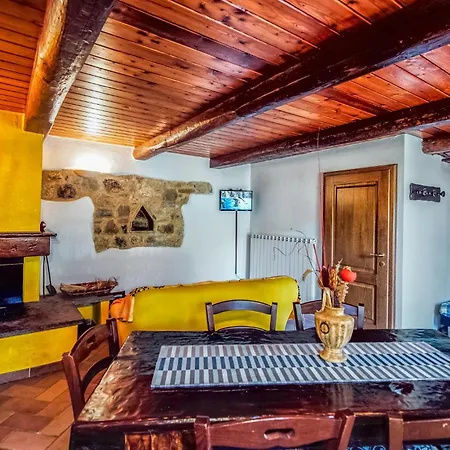 Cozy In Castiglione Dorcia With Sauna